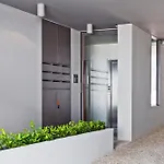 アパート ビナパートメンツ パラシオ